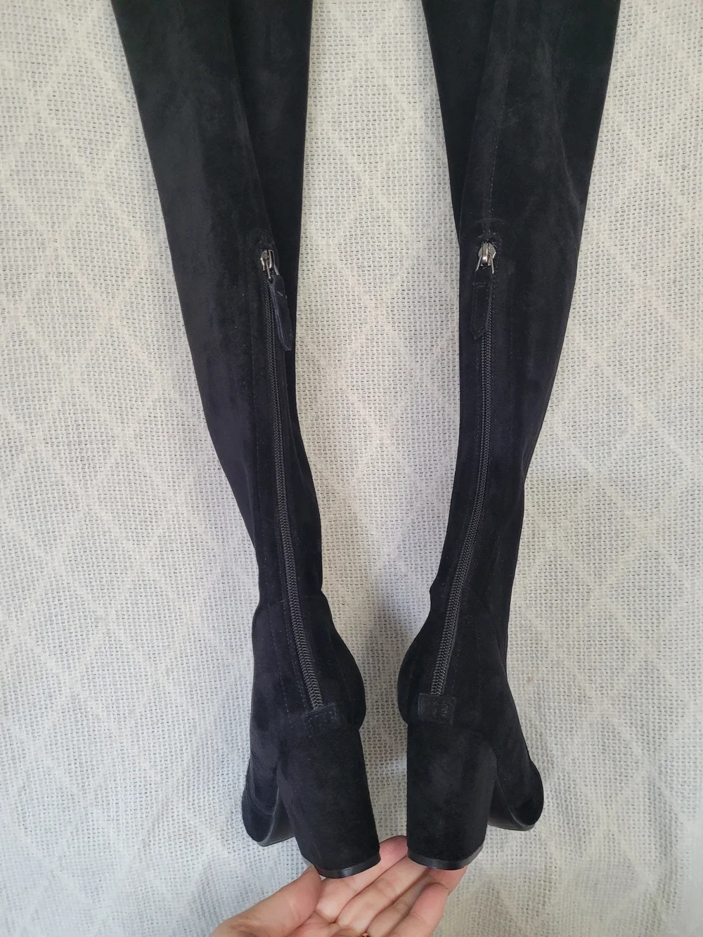 Vero Cuoio Chic Black Suede Over-the-Knee Boots – (Size 240 / US 7–7.5